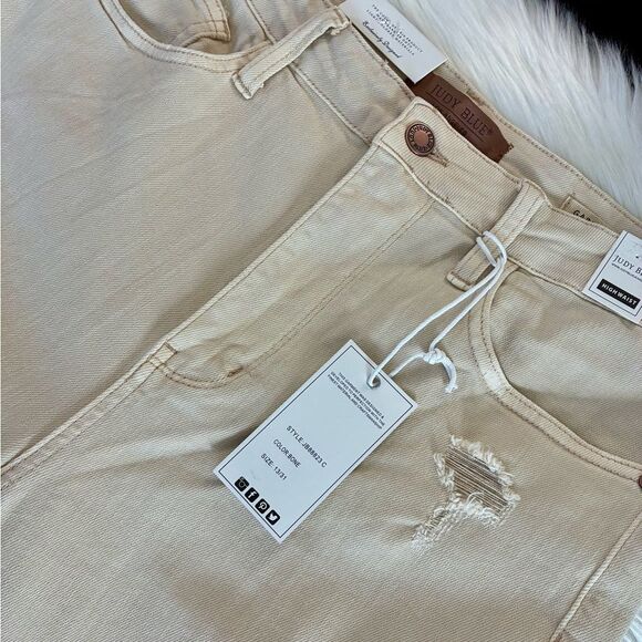NWT Judy Blue Sandy Toes High Rise Ivory Distressed 90's Straight Leg Jeans - Picture 10 of 11
